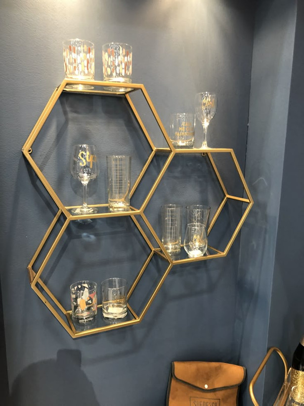 استند دیواری فلزی مدرن کد G-111/3